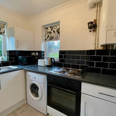 House Near Llandaff For Up To 6 With Parking Villa Cardiff Buitenkant foto